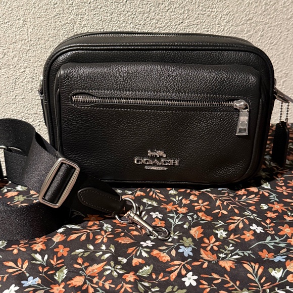 Coach Elias Black Leather Crossbody NWT - Picture 1 of 15